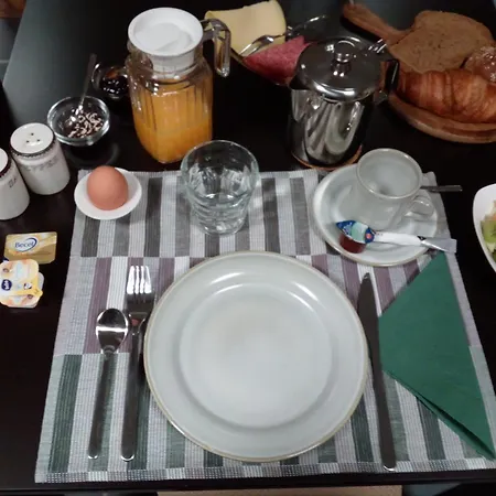فندق مبيت وإفطار Langs De Maas