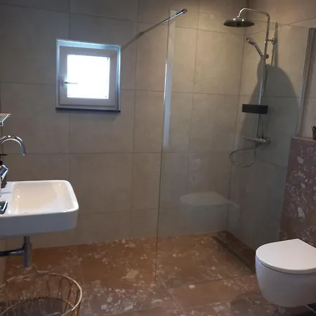 Bed & Breakfast Langs De Maas