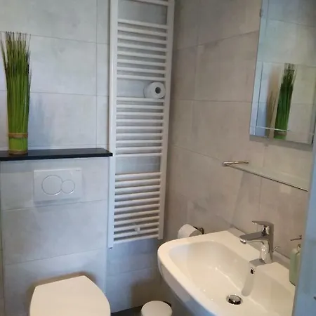 Langs De Maas فندق مبيت وإفطار