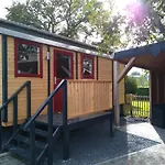 B&B Langs De Maas