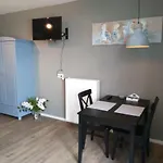 Langs De Maas *